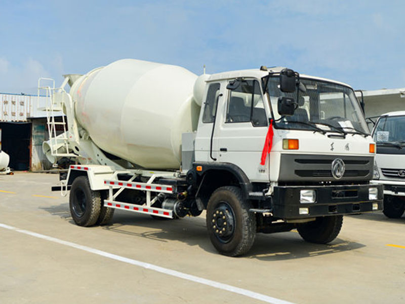 6方国三东风搅拌车