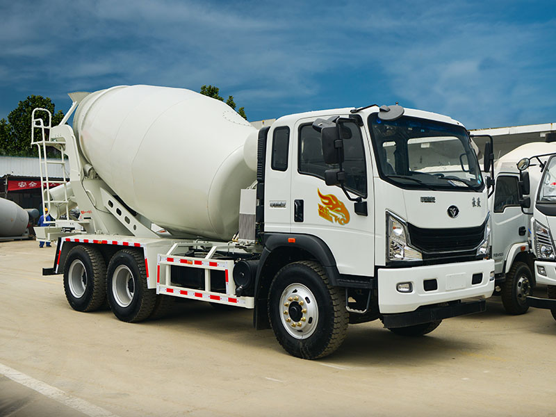 8方国六重汽豪曼后八轮